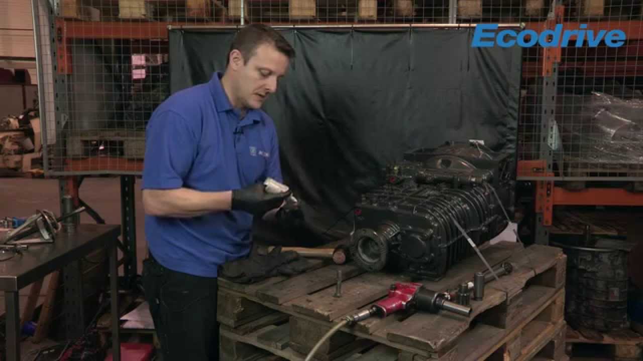 Ecodrive Expert Engineers - Removing and refitting a leaking output seal on the 6S850 gearbox