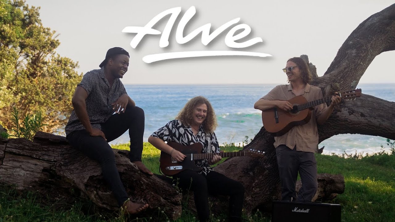 Vrede & TiNO - Awe (Offisiële Musiekvideo)