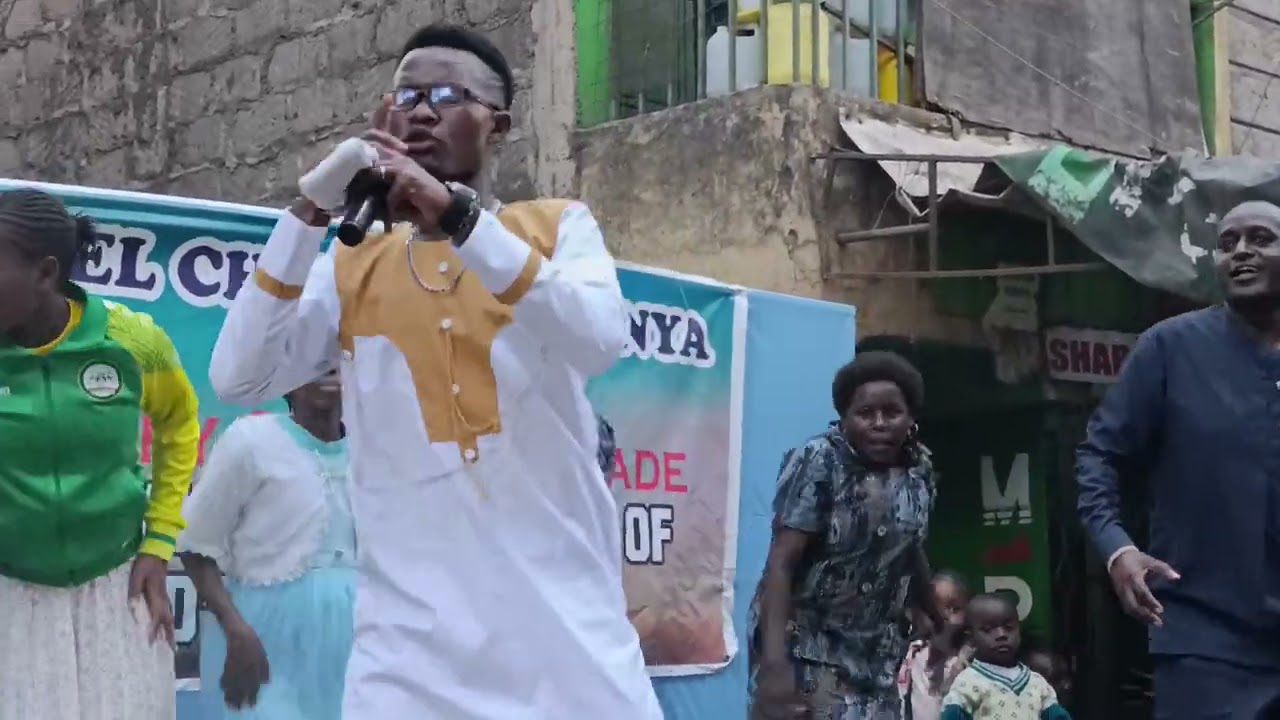 William David mtumishi live performance Amaitha at kariobagi south 🔥🔥