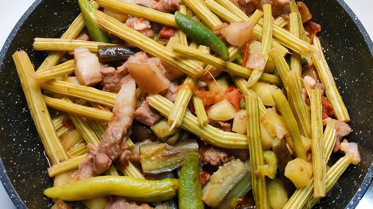 GANITONG LUTO SA PAKBET ILOCANO WITH BUNGA NG MALUNGAY - Mapapa unli rice ka talaga pag ganito luto