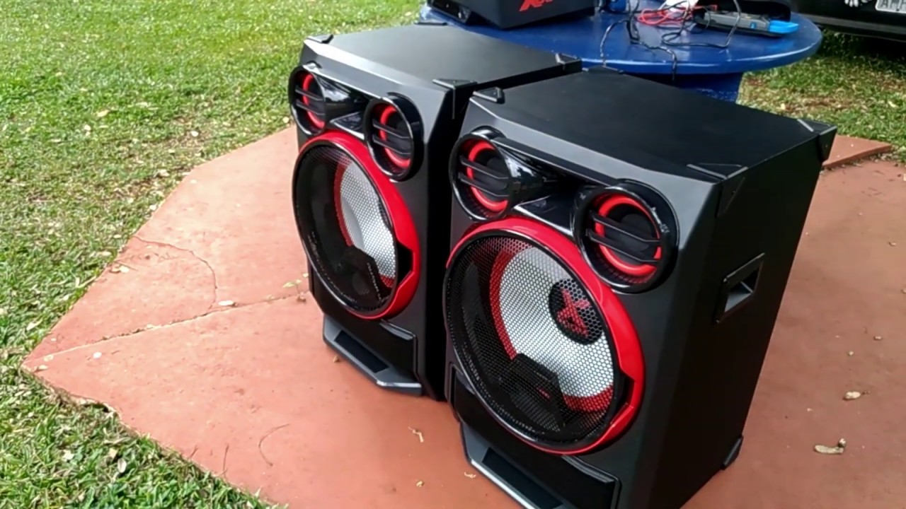 Bass I love You, CK99 LG área externa em sub grave.