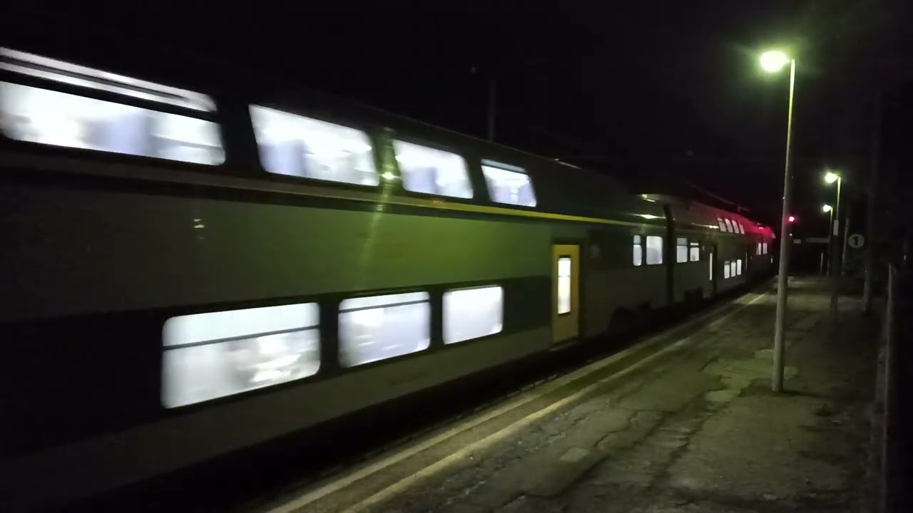 Linea Torino-Bardonecchia. T-Rock che ferma a Salbertrand. Next stop Chiomonte.