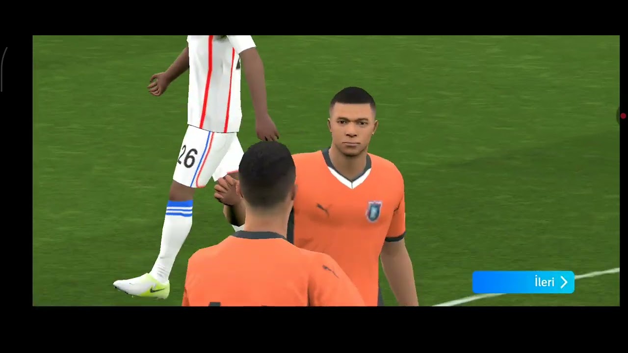 Direk kırıldı! EFOOTBALL (foden çıktı)