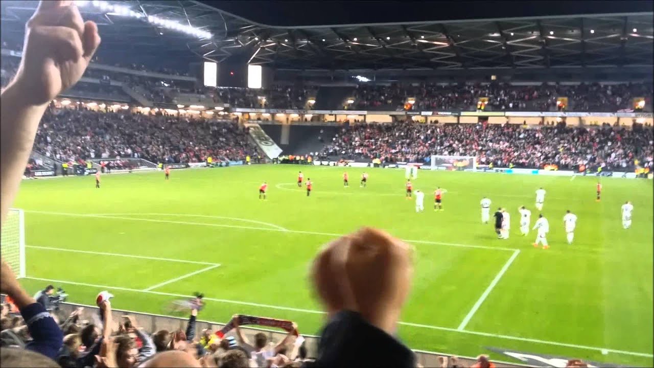 MK Dons 4-0 Manchester United