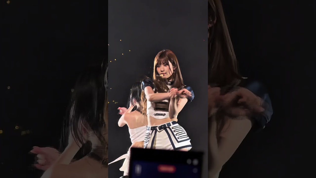 SANA TURNED BANGKOK INTO A SWEET DREAM 