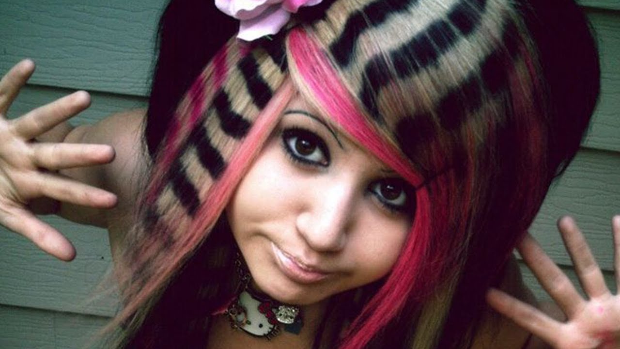 THE WITCH GOT HERSELF EXPELLED