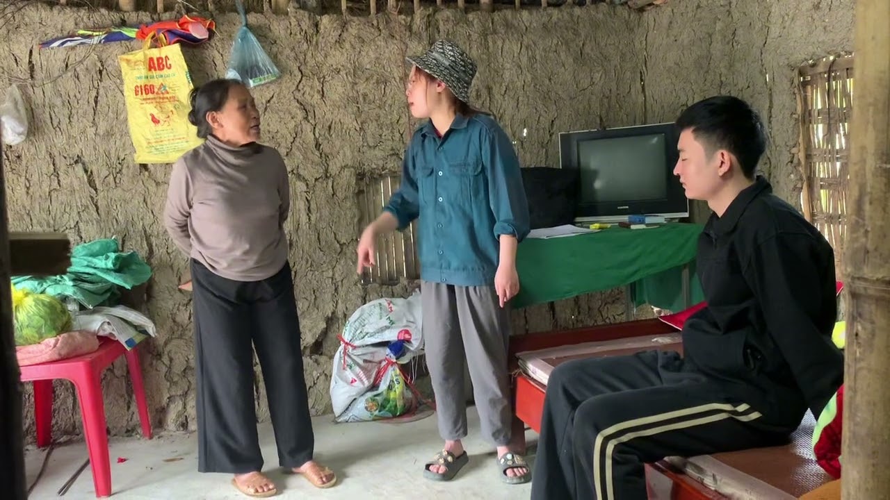  Bị bố ngăn cản Huy bực mình tìm chị Nguyệt
