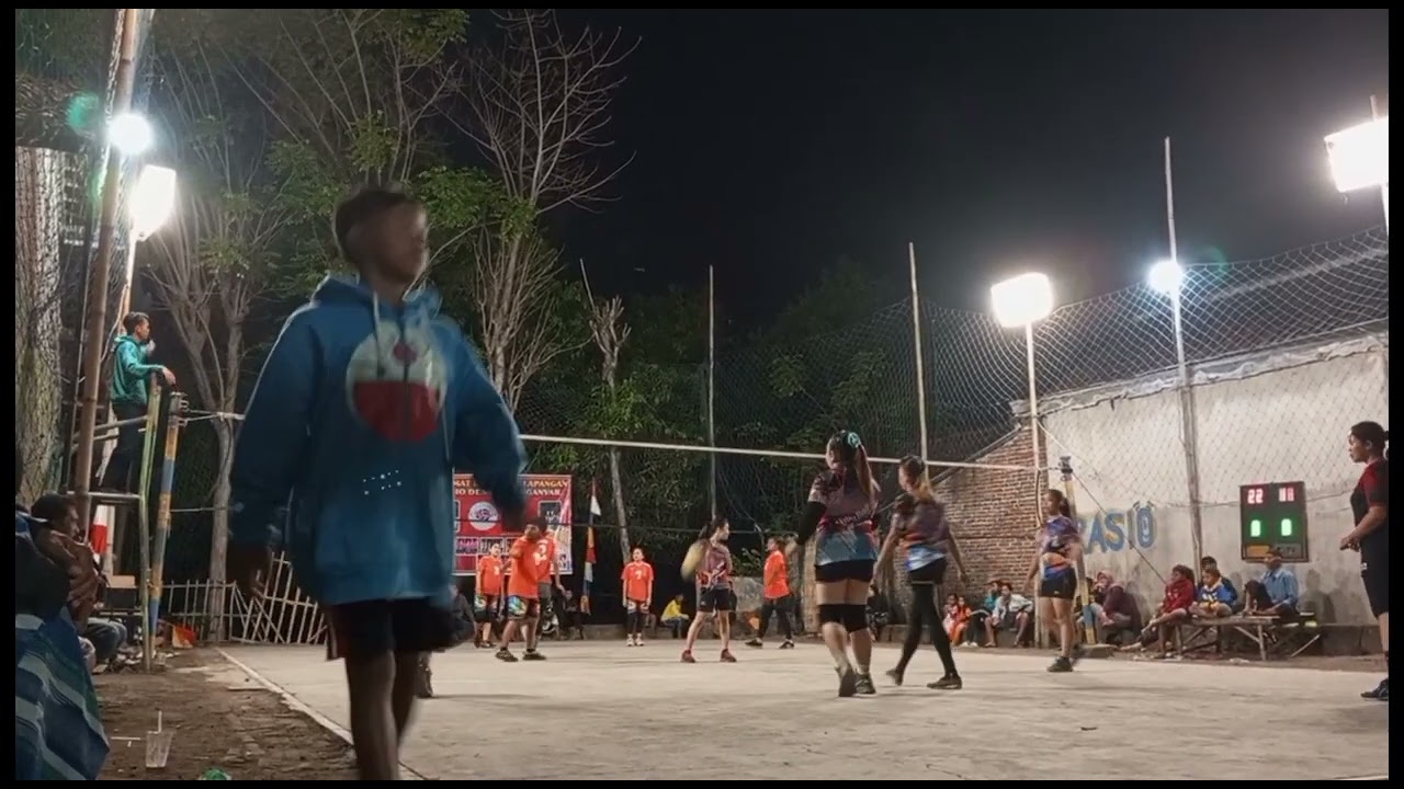 putri Razio vs Vulkano.vulcano tak berkutik lagi stelah mndpatakan serangan dari razio
