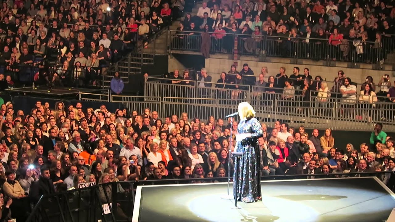 Adele talks about Brussels, being united, Tour life, Oi Oi, being annoying and alco-pops!