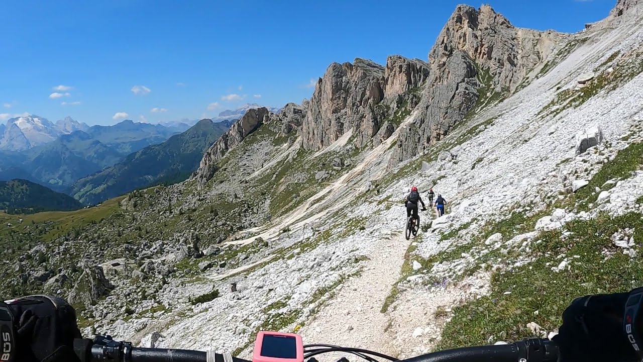 Selva di Cadore - Rifugio Averau - CAI441 - Prati di Fedare - CAI463B (Monte Pore ovest)
