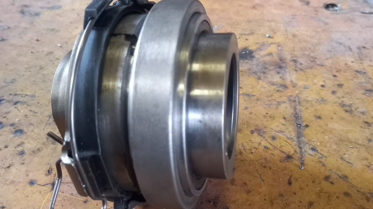 Opel frontera b 2.2 dti swap na 1.9 tdi  tuleja pod łożysko sprzęgła.