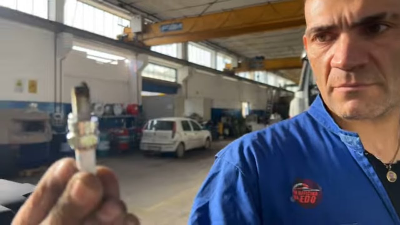 COME CAMBIARE CANDELE BENELLI TRK502X/502 18000KM