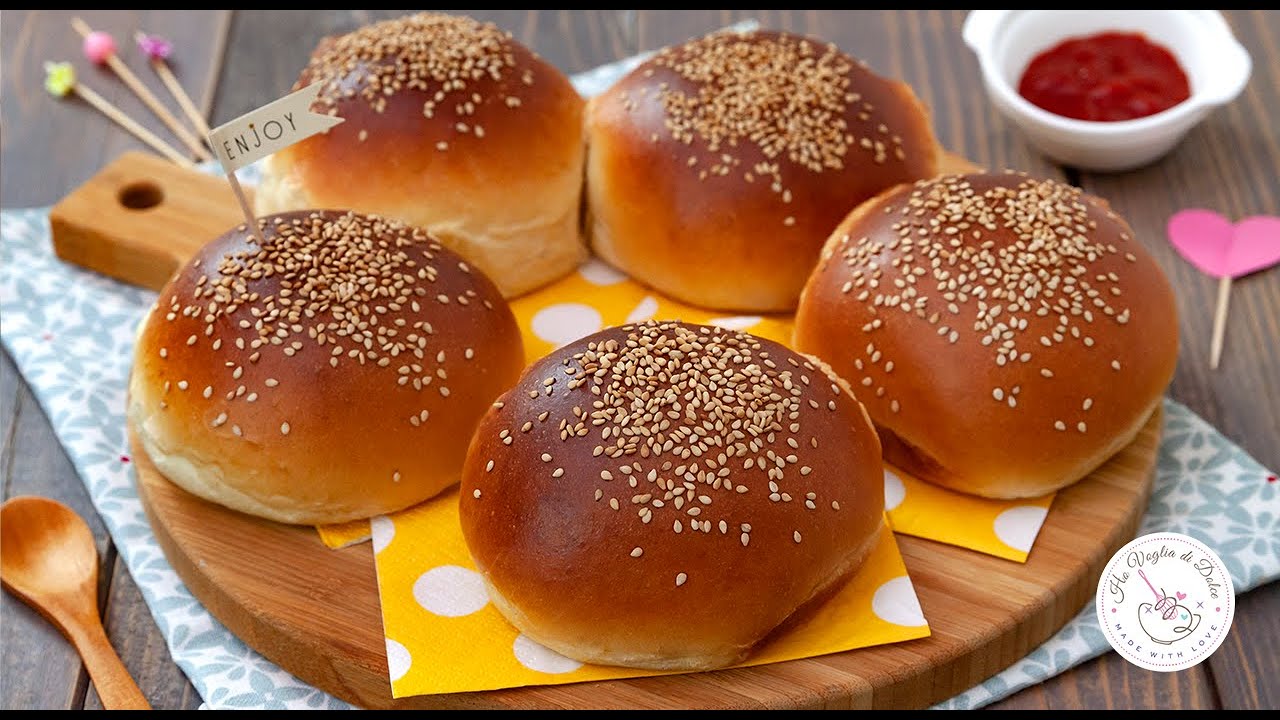 BURGER BUNS - PANINI PER HAMBURGER SOFFICISSIMI ricetta HO VOGLIA DI DOLCE