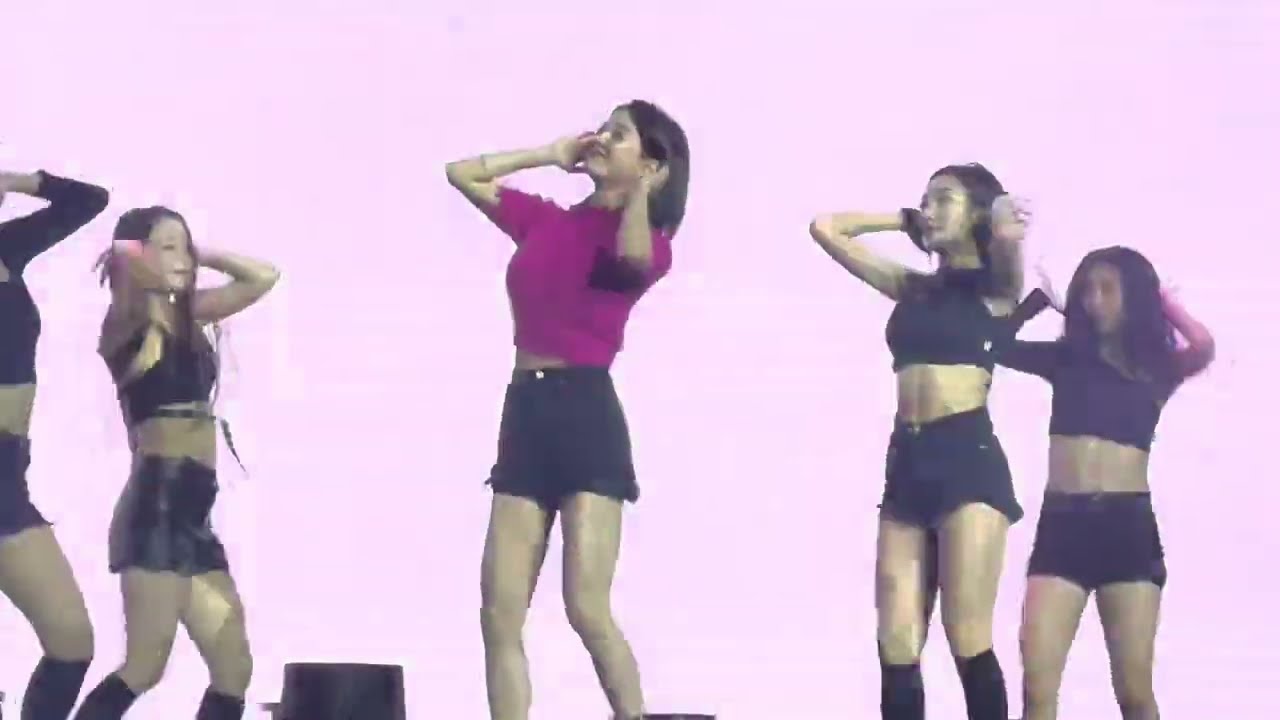 Song Ji Hyo  Dance Performance - Rollin’ [4K]| Running Man Live In Manila | 040123