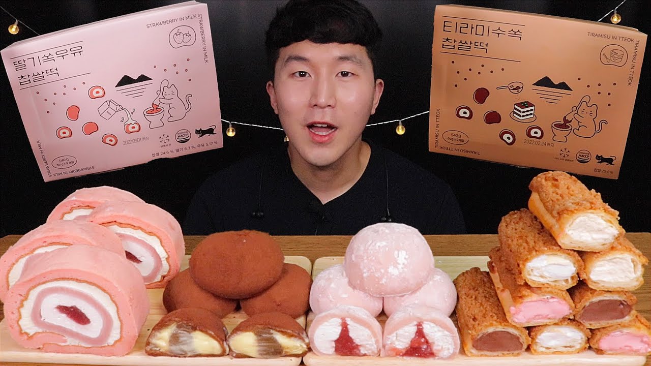 [SUB]😍쿠켓마켓 인기 디저트  가져왔어요😍(Strawberry Mochi Roll Cake, Crokanshu, Tiramisu Mochi)#MUKBANG