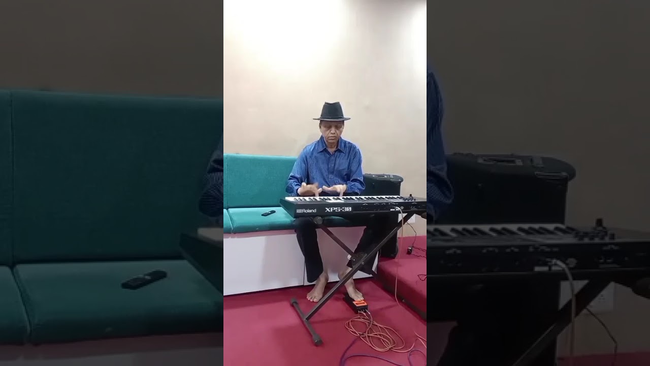 Aaj Mausam hai bada beimaan, Rafi sab 