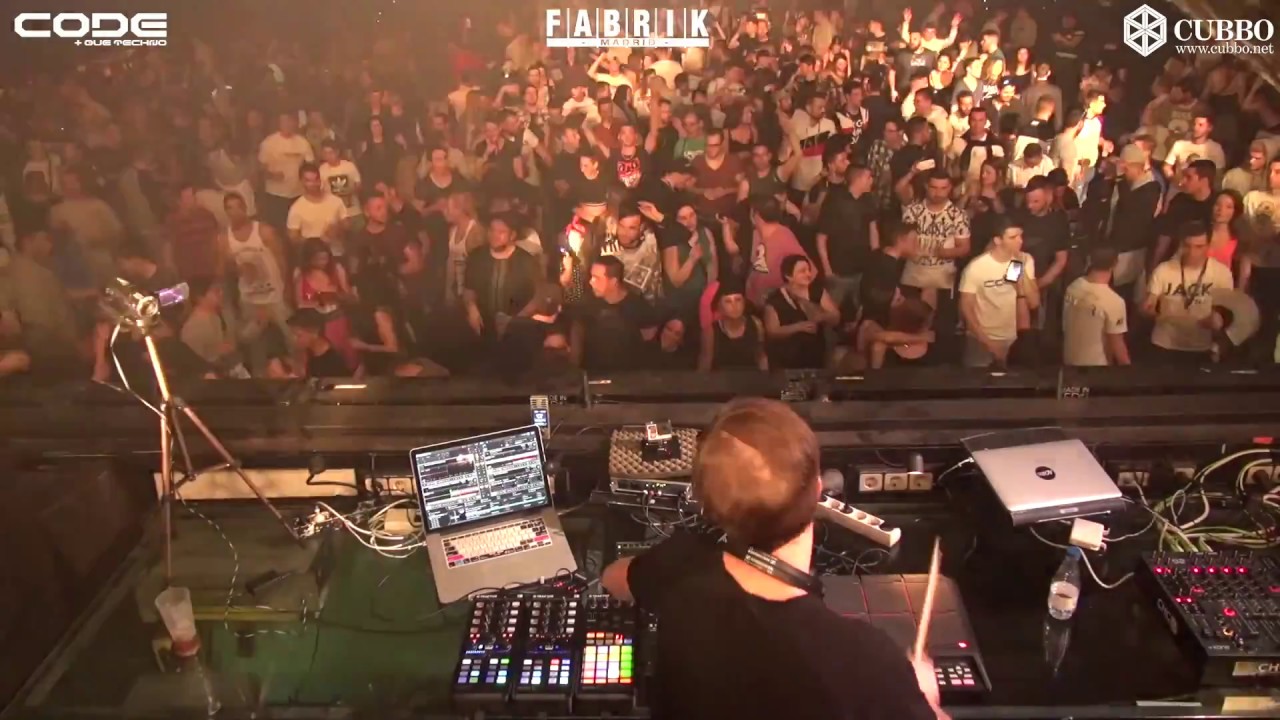 Eric Sneo @ Code, Fabrik, Madrid, ES  18.02.2017