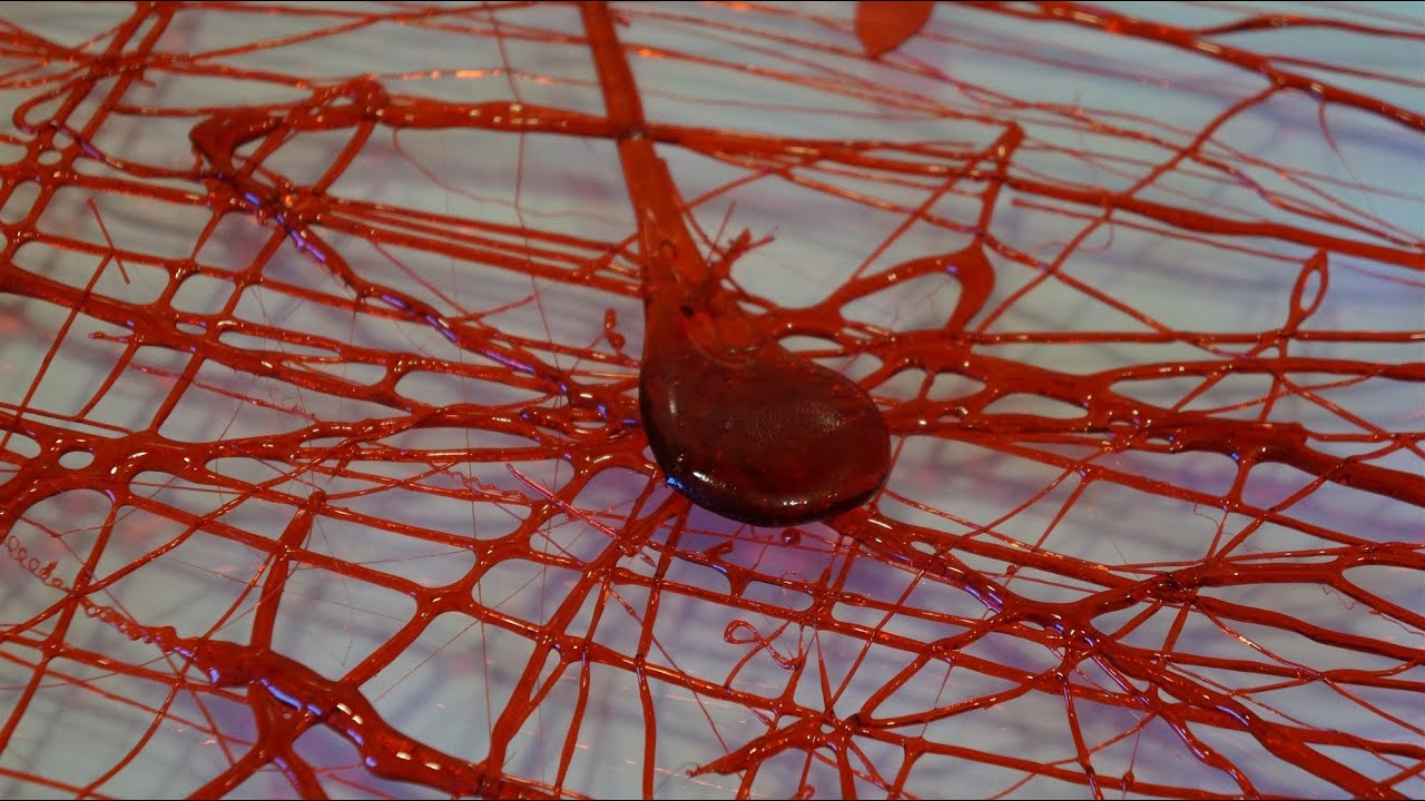 Décors au caramel rouge