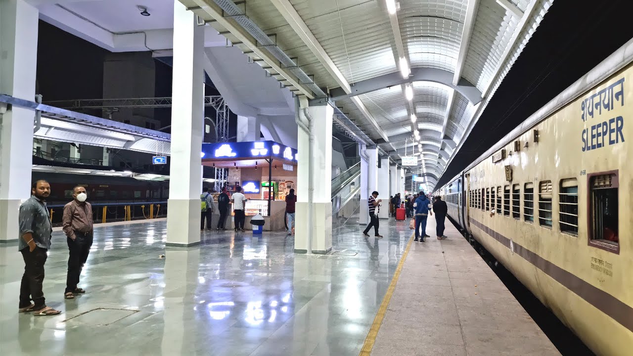 Rani Kamlapati railway station | Habibganj railway station Madhya Pradesh, Indian Railways 4k HD