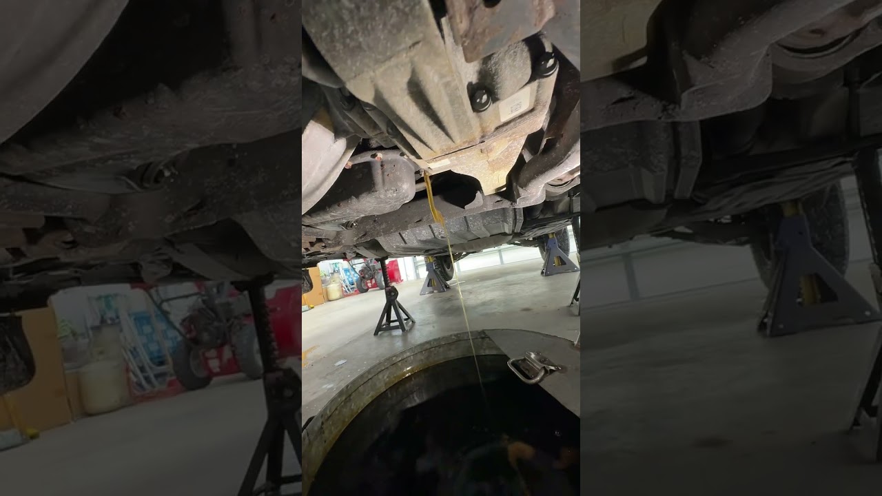 Changing the oil, differential oil and transfer case fluid in my 2015 jeep Grand Cherokee #jeep 
