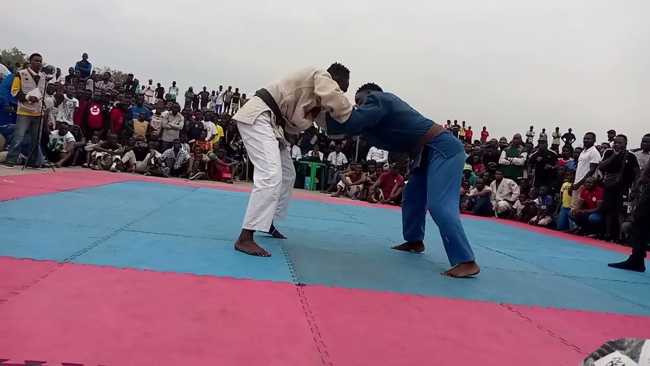 judo club cara 🇨🇬🇨🇦  Maître serge judo club cara 🇨🇦 vs mtre Zeus Vatican