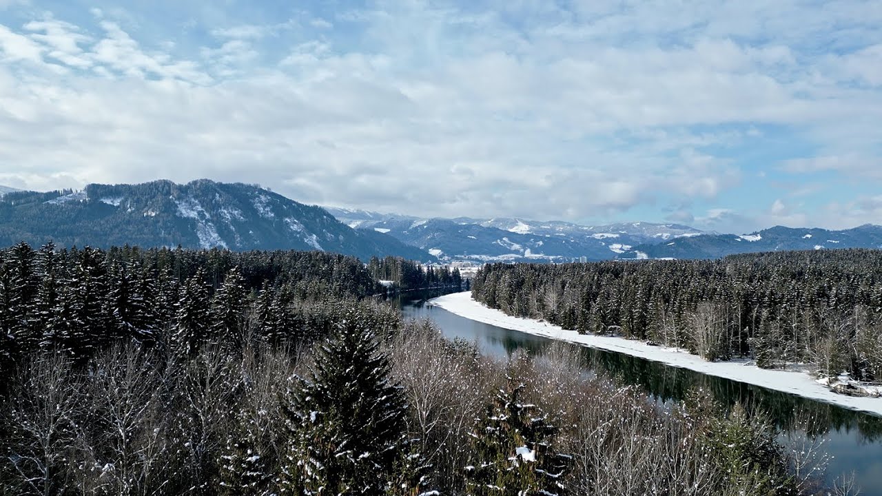 Äsche, Hackfleisch und Tomatensoße - Fliegenfischen im tiefsten Winter in Österreich