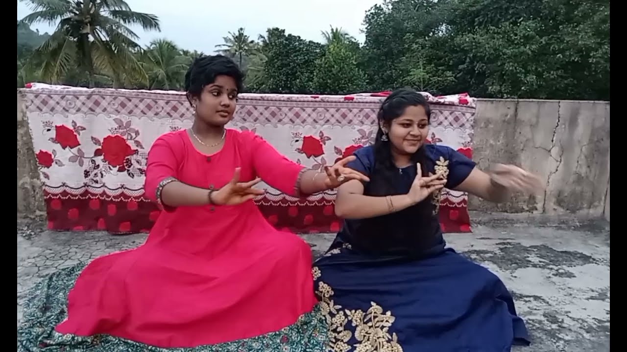 NAGAVALLI COVER DANCE l SITTING CHOREOGRAPHY l  ARYA & GAYATHRI  l MANICHITHRATHAZHU l