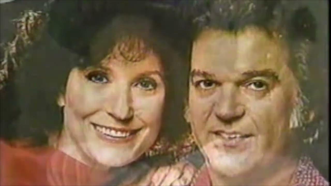 Crook and Chase Interview with Conway and Loretta