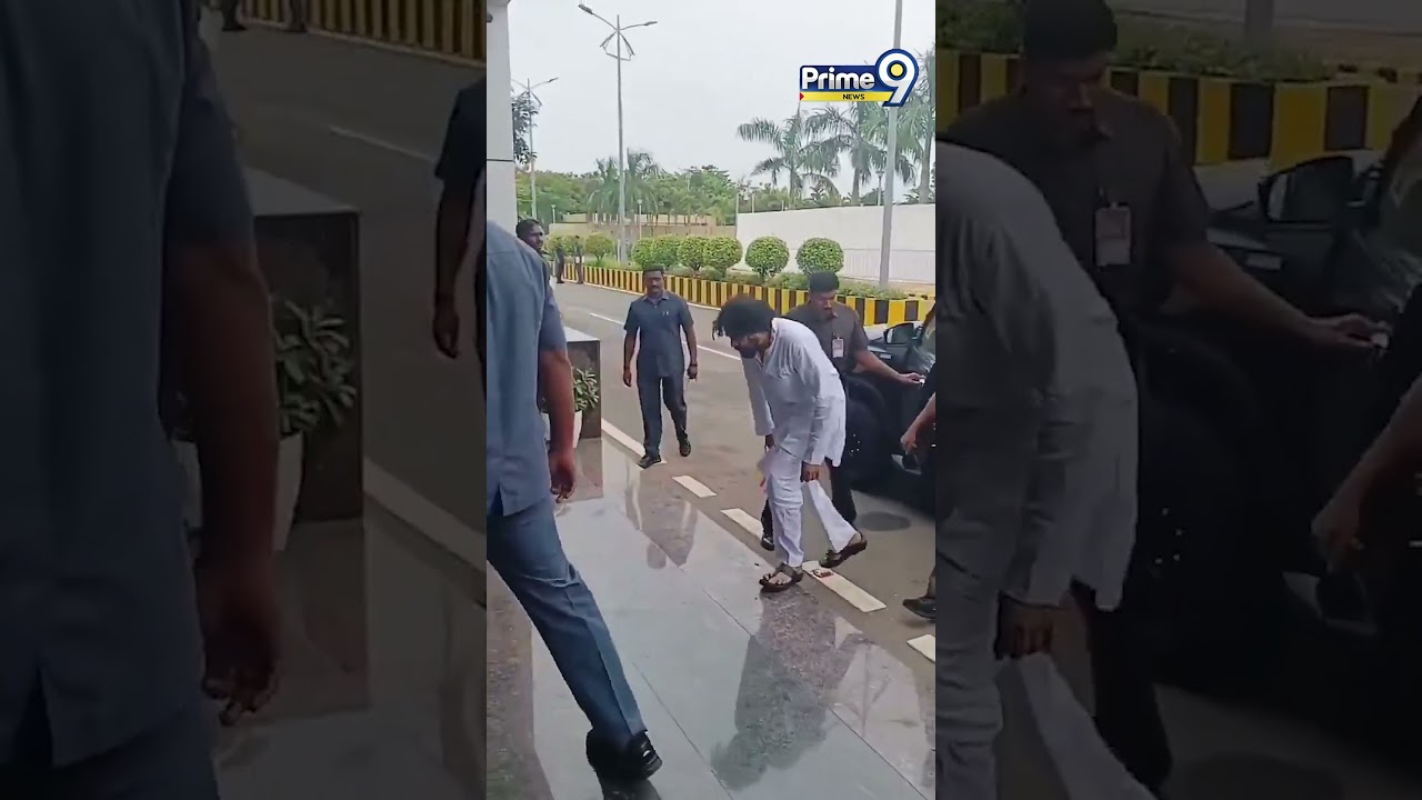Deputy CM Pawan Kalyan Mass Entry | Deputy CM Pawan Kalyan | Prime9 News