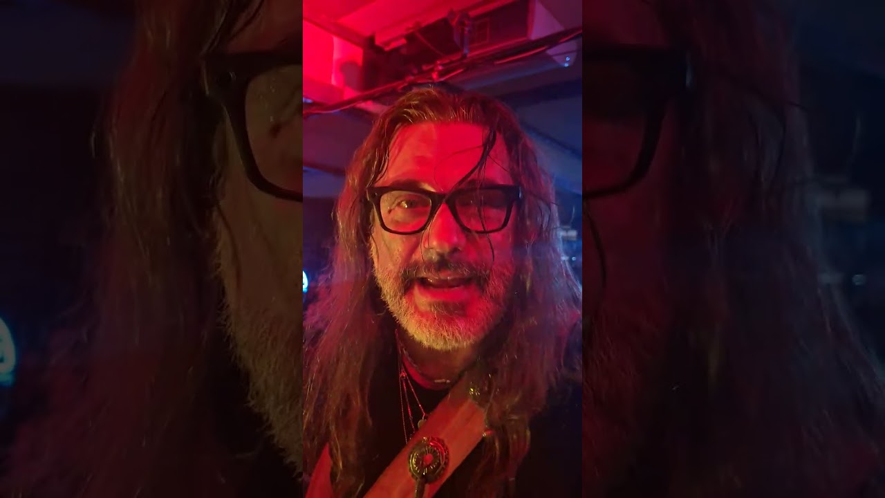 𝟐𝟕 𝐝𝐢𝐜𝐞𝐦𝐛𝐫𝐞: Asilo Repulic + Maurizio Solieri, Claudio Gallo Golinelli e Andrea Innesto