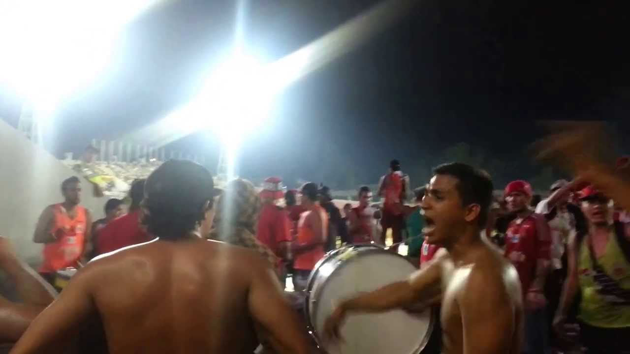 Entrada de Los Demonios Rojos en SC - 27/11/2013