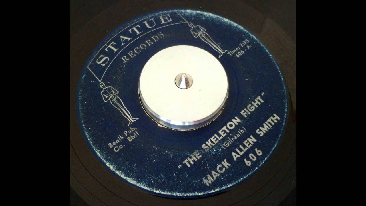 Mack Allen Smith - The skeleton fight