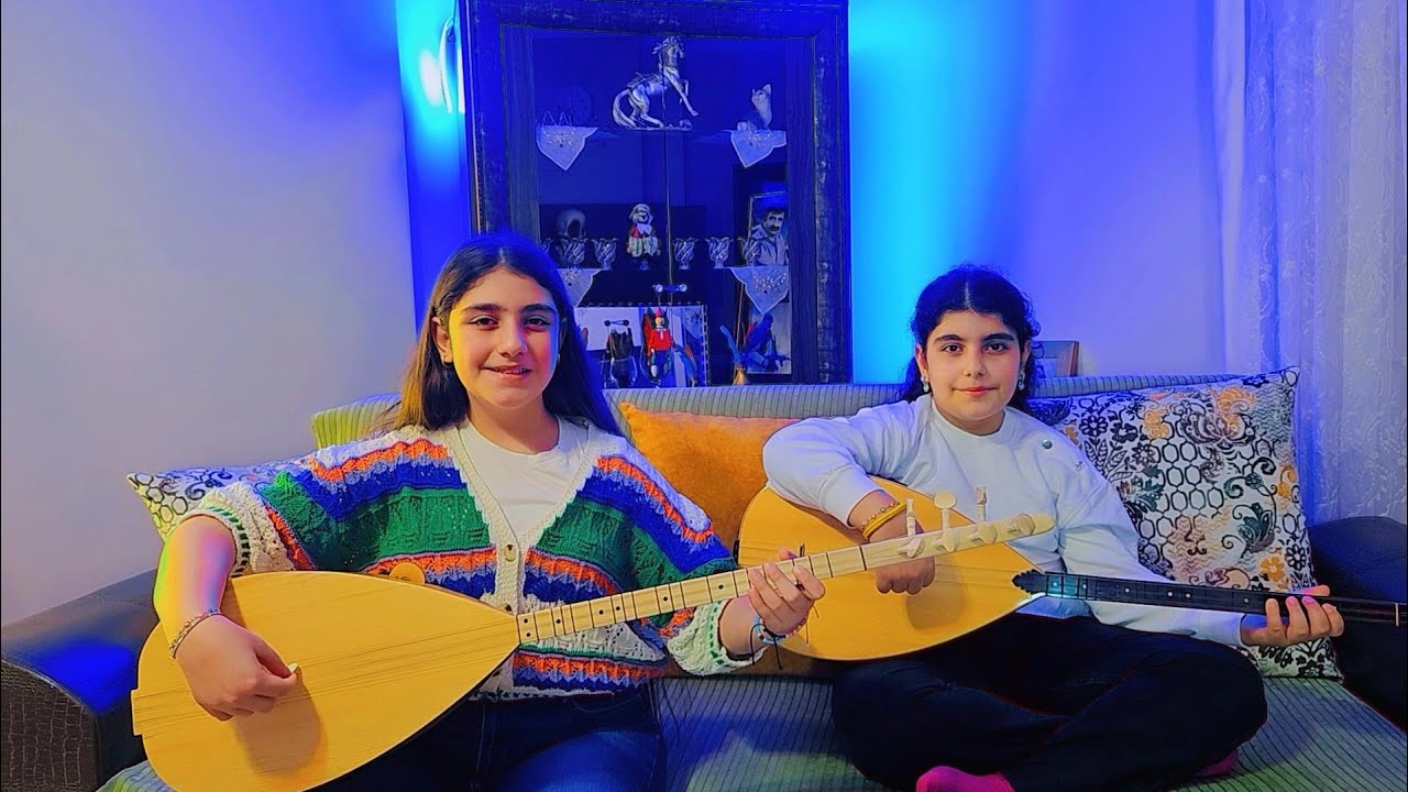 TÜRKÜLER VE BAĞLAMA CANLI YAYIN KAÇIRAN ÜZÜLÜR..