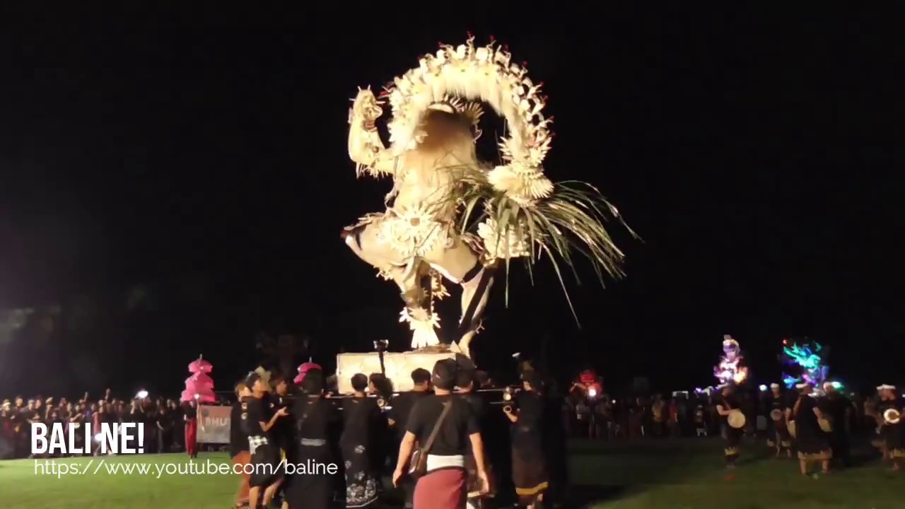 Sang Kala Tiga Ogoh Ogoh Banjar Kebon Desa Beraban 2019