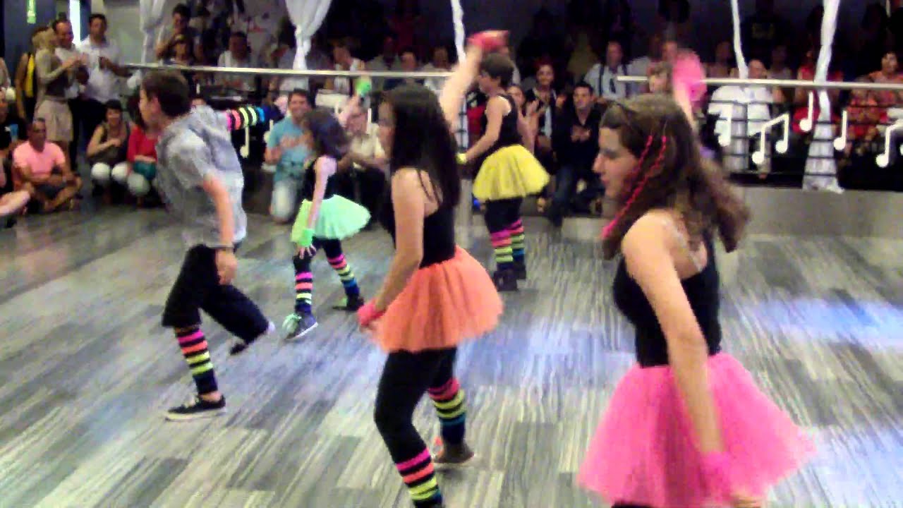 Coreo Baile moderno niños grupo de  Bily Fin de Curso 2012-2013