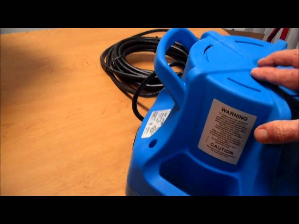 Little Giant APCP-1700 Pool Cover Pump box tour video by POOLCENTER.com
