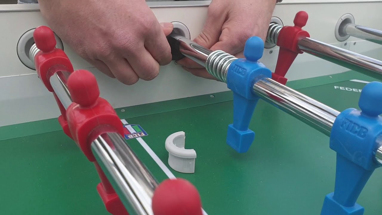 Velocità e semplicità nella sostituzione delle boccole ed astina sui calcio balilla della Frim Sport