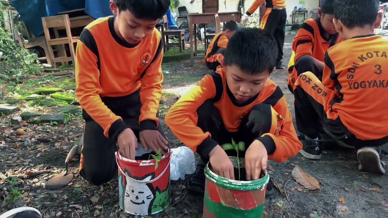 🗑️ Kegiatan Kerja Bakti Membersihkan Sekolah🧹