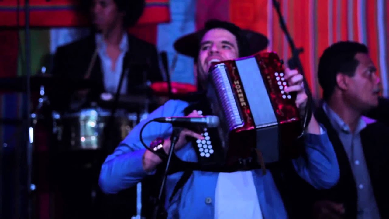 Titulo De Amor, El Gran Martín Elías & Juancho De La Espriella - Video En Vivo