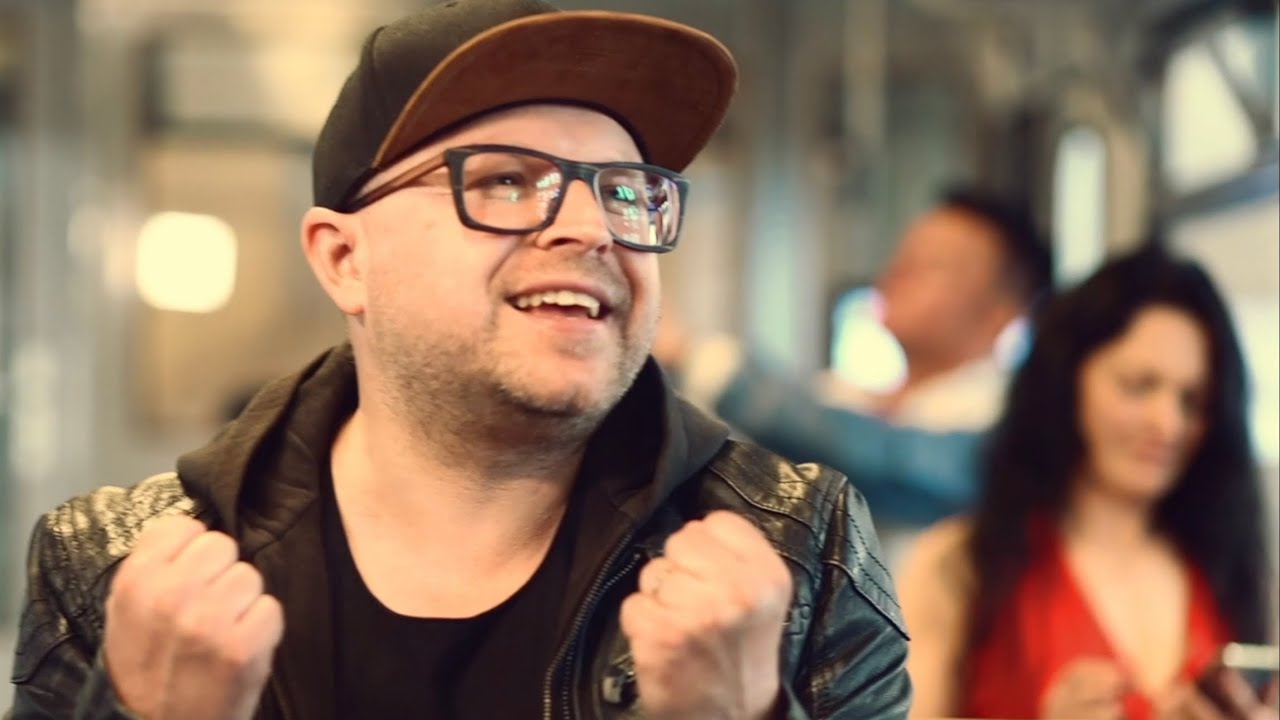 Anthony Weihs - Wahnsinnig Perfekt (Offizielles Video)