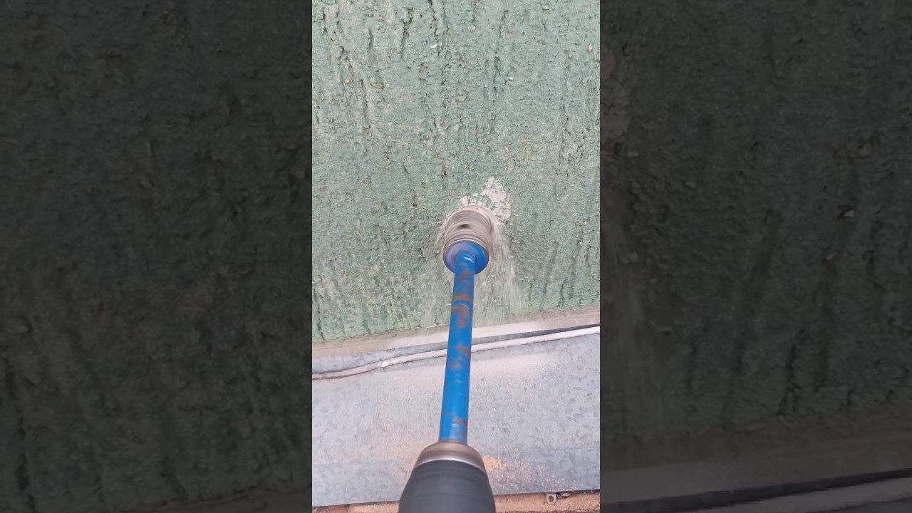 BROCA SERRA COPO VS PAREDE DE CONCRETO - DEWALT 20V