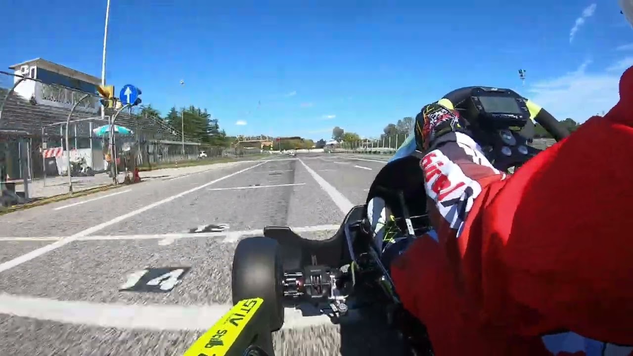 CHASING A KZ R2 WITH A KZ10C Onboard in Circuito di Pomposa