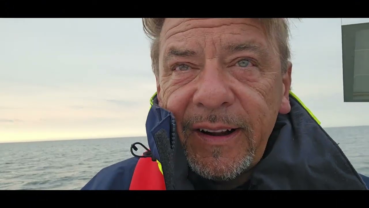 Maxi 95 Timara, sailing in thuntherstorm from Gotland and gets rescued by the swedish rescueteam.