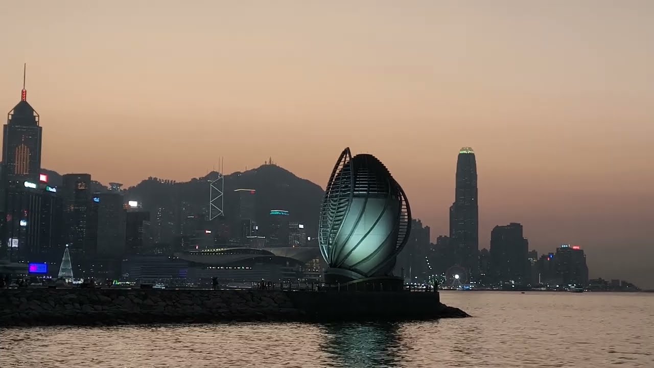 Evening Sunset Walk in Hong Kong's Seaside Park | 4K Relaxing Nature Footage