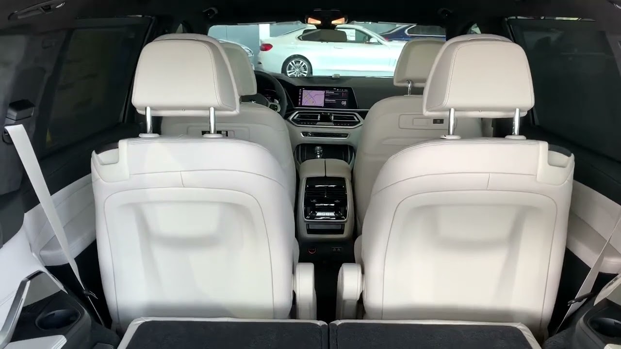 BMW X7 seat operation (6-Seater Captain&rsquo;s Chairs)