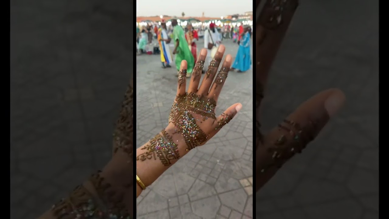 I Got Henna Done in Morocco 🇲🇦 