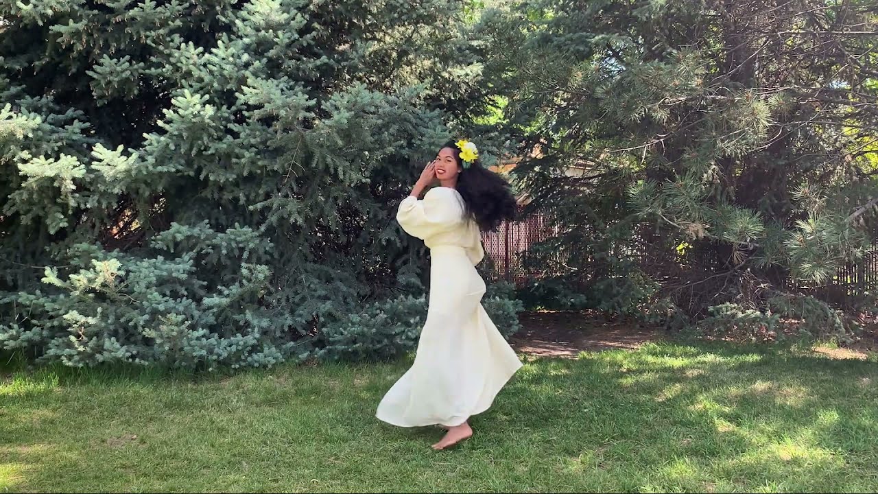Hawaiian Hula 'Auana Performance: I Love You by Afatia