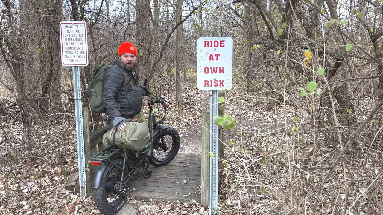 Hikers found my stealth camp | eBike Inner City Stealth Camping