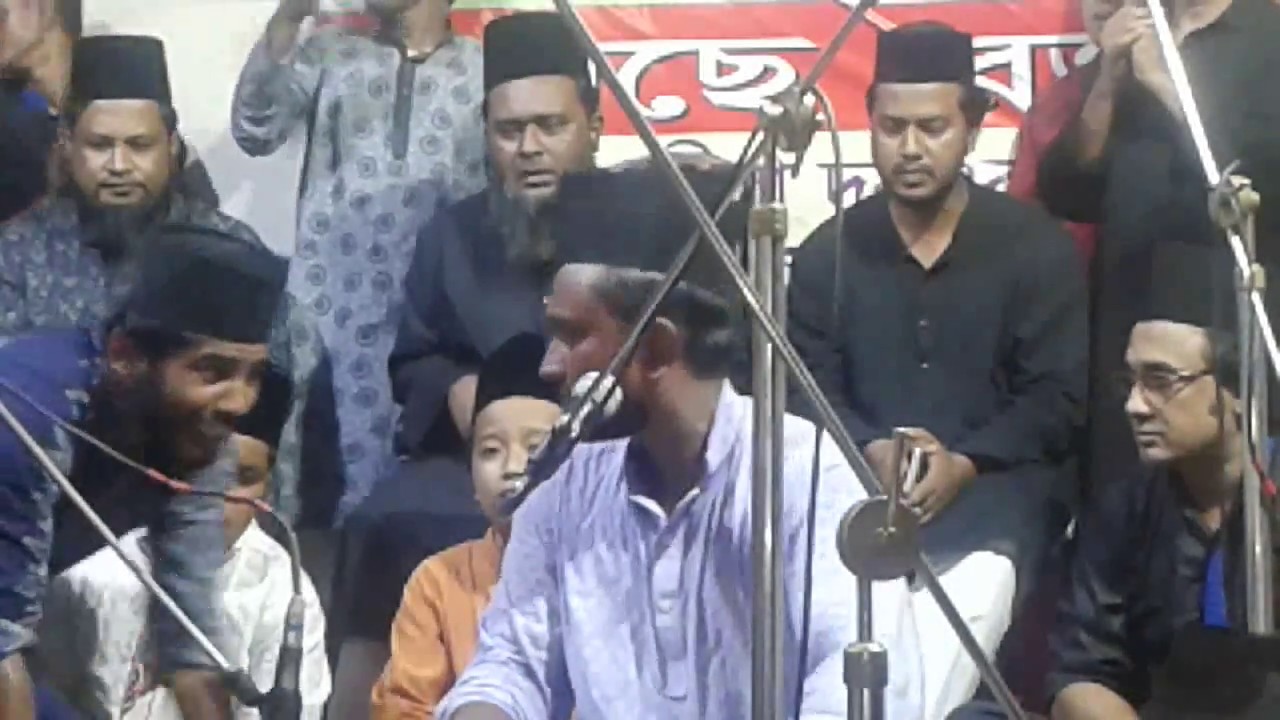দেখা দেও দেখা দেও রেজভী বাবা আজকে নিরালা
singer Anamul hoq sumon best morshidi song