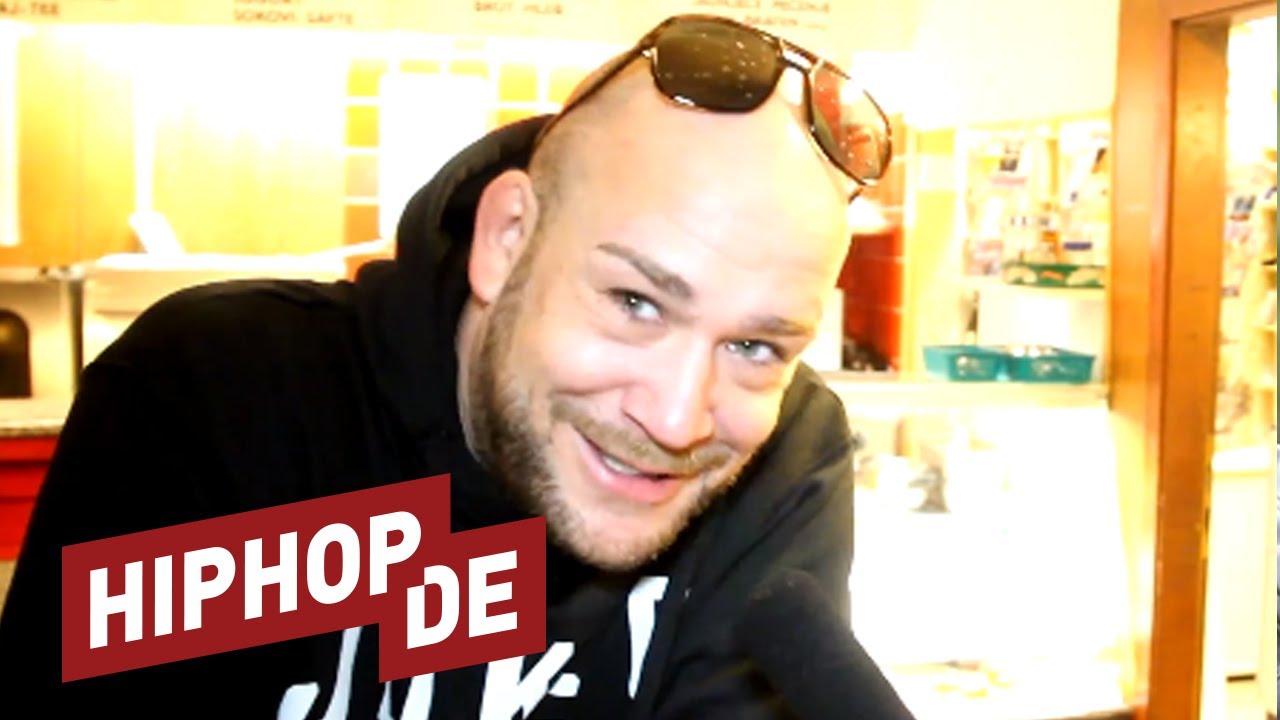 Toni der Assi - Fünf Dinge über den Balkan (Interview) - Toxik trifft